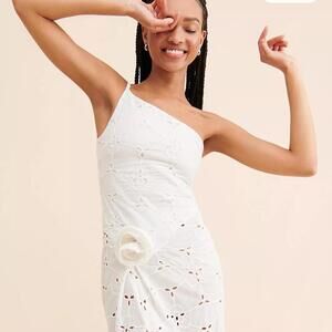 NWT Laagam White dress with tie detail